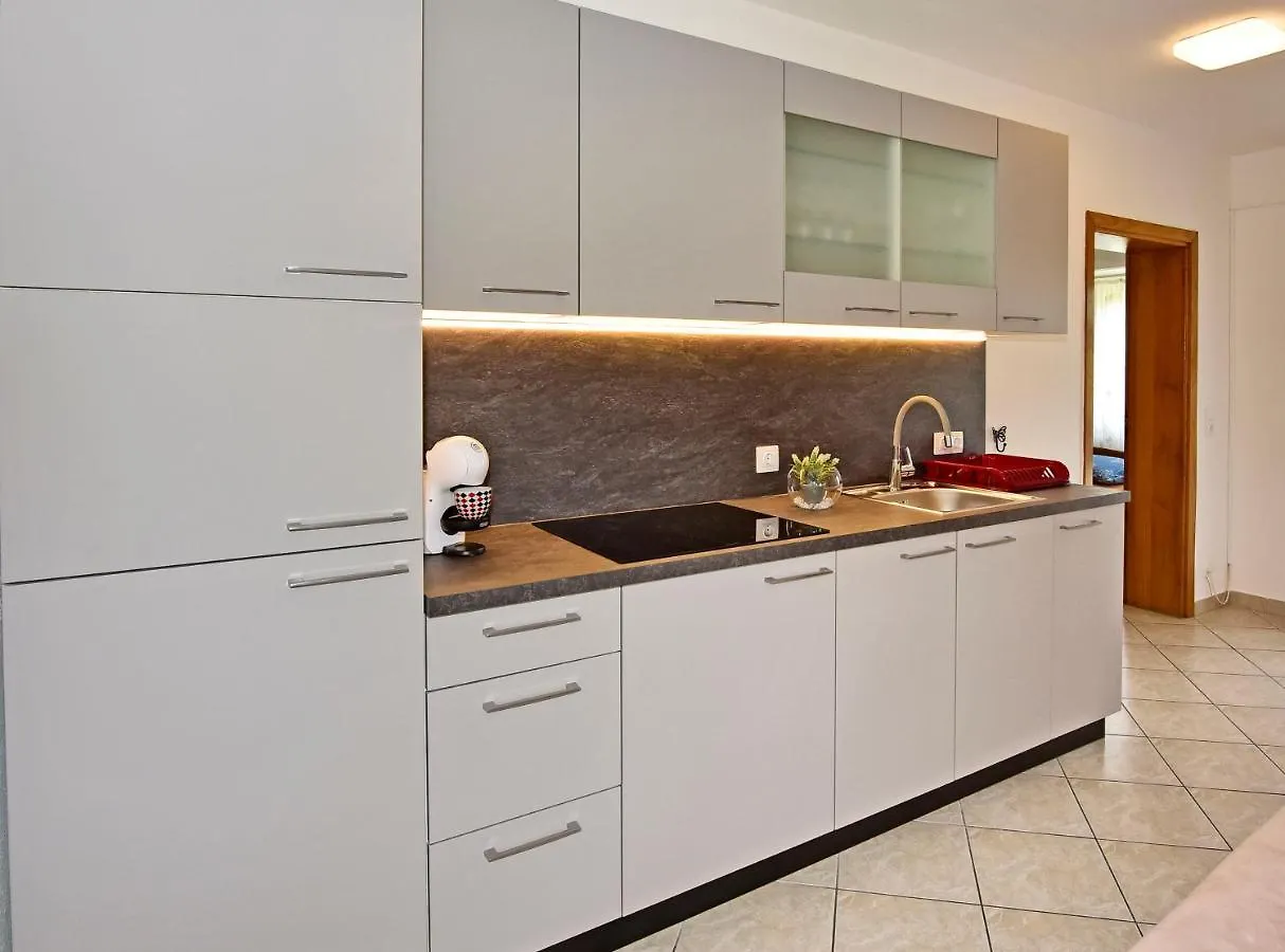 Apartments Elin Sofia Porec 0*,  Croatia