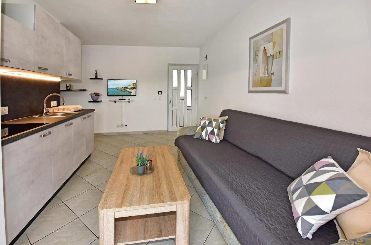 Apartments Elin Sofia Porec 0*,  Croatia
